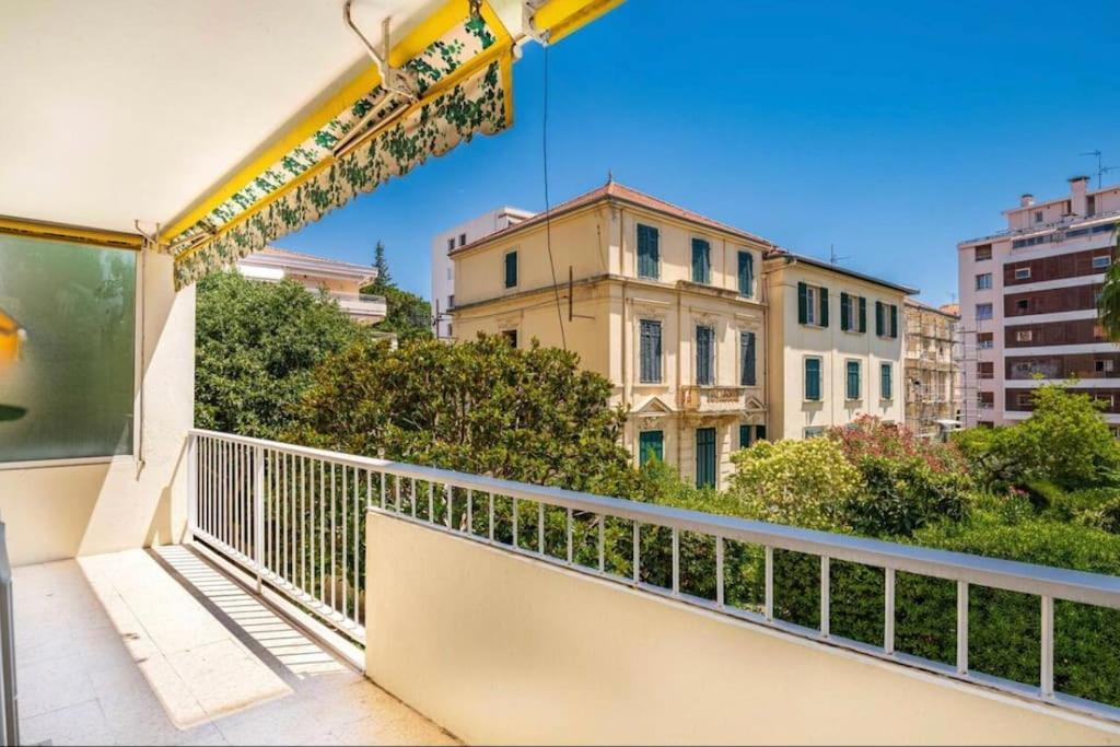 Appartement Centre Cannes Avec Parking Prive Gratuit Sur Place ภายนอก รูปภาพ